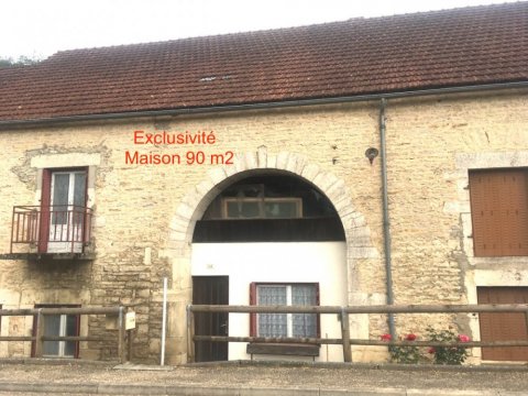 Maison en pierre 90 m² à rénover au bord du Canal et l'Ouche, 20 km de Fleurey-sur-Ouche, Dijon, ARYA Immobilier