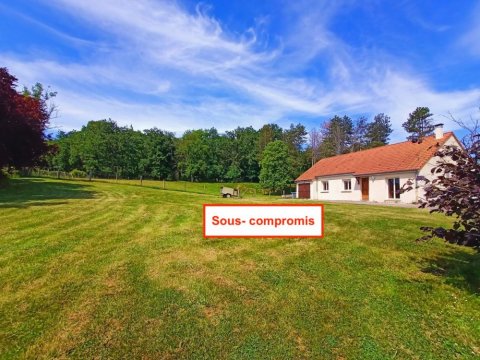 Belle maison de plain pied, sur très grand terrain arboré, au calme à Vandenesse-en-Auxois, Dijon, ARYA Immobilier