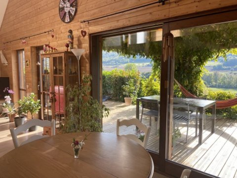 Très belle maison, au calme, terrasse avec piscine et vue panoramique sur la vallée de l’Ouche, Dijon, ARYA Immobilier