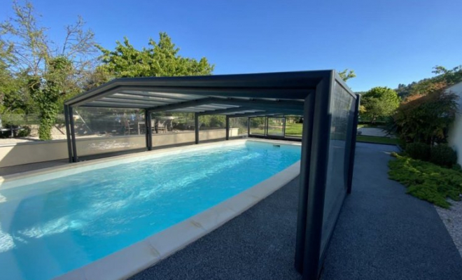 Belle demeure des années 1940, parfaitement rénovée, avec vue sur les collines, jardin, garage, piscine couverte chauffée à PLOMBIERES-LES-DIJON, Dijon, ARYA Immobilier