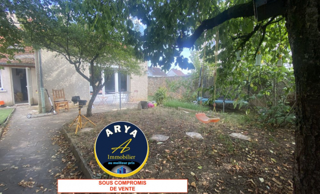 SOUS COMPROMIS DE VENTE Maison avec jardin au calme à Fontaine-Lès-Dijon, quatre chambres, bureau, garage, places de stationnement extérieures et cave, Dijon, ARYA Immobilier