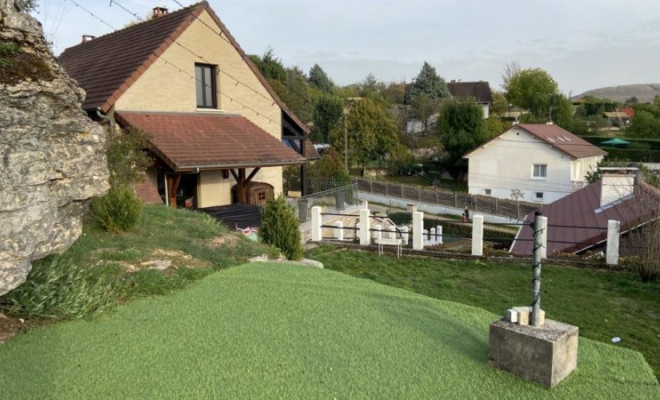 Belle Maison au calme avec jardin sans vis-à-vis, belle vue , beau terrain, Dijon, ARYA Immobilier