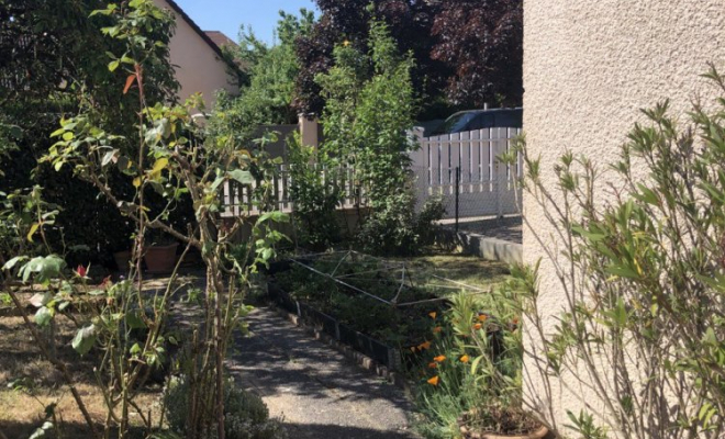 Jolie maison dans à Fontaine-les-Dijon , quatre chambres, deux terrasses, un garage, Dijon, ARYA Immobilier