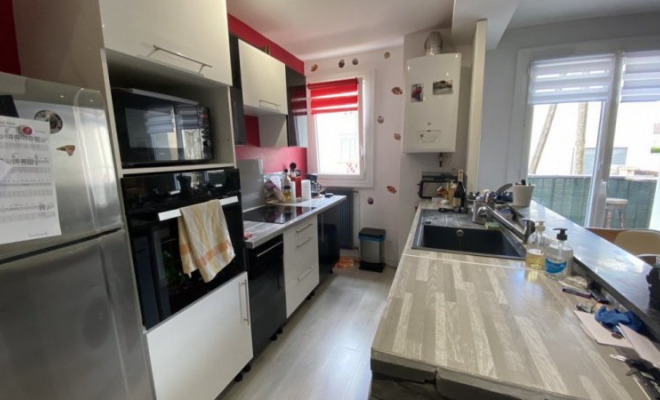 Appartement T2 de 40 m² quartier Canal, avec balcon, place de parking au calme, Dijon, ARYA Immobilier