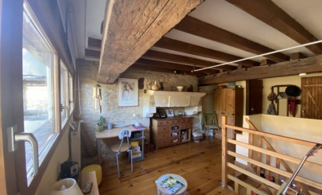 Maison en pierre à Messigny-et-Vantoux, au calme d’une impasse, avec belle terrasse, Dijon, ARYA Immobilier