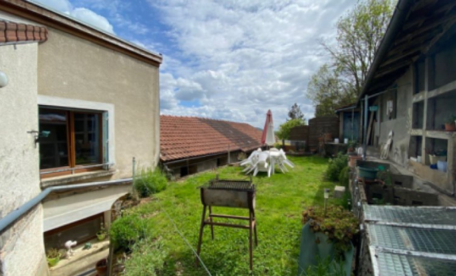 Maison de Village à LANTENAY à 3km de Fleurey-sur-Ouche avec jardin, Dijon, ARYA Immobilier