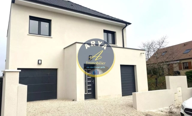 Maison neuve, beau séjour , cuisine équipée,  terrasse, quatre chambres,  garage, ARYA IMMOBILIER, estimation gratuite sous 48h