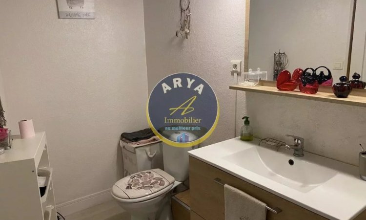 Belle maison en pierre , en très bon état, deux chambres et un bureau, Fleurey-sur-Ouche, ARYA Immobilier , estimation gratuite sous 48h